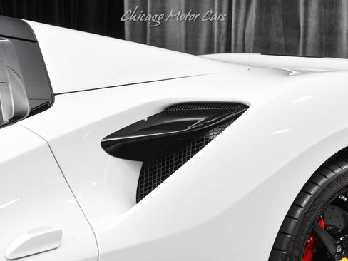 Used 2023 Ferrari F8 Tributo RWD image 41