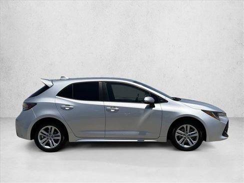 Used 2019 Toyota Corolla SE FWD image 4