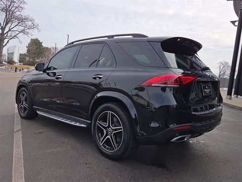 Certified 2022 Mercedes-Benz GLE 350 w/ AMG Line Exterior image 3