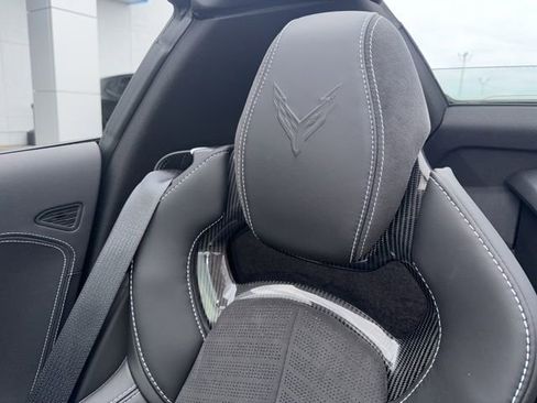 Used 2024 Chevrolet Corvette Stingray Preferred Conv w/ Z51 Performance Package RWD image 51