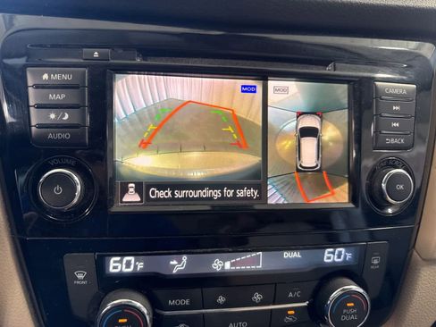Used 2019 Nissan Rogue SV w/ Premium Package FWD image 29