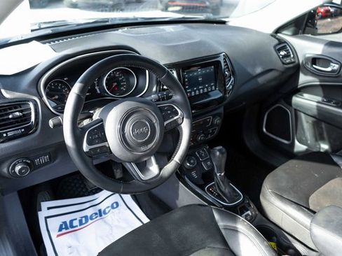 Used 2018 Jeep Compass Latitude w/ Popular Equipment Group image 15