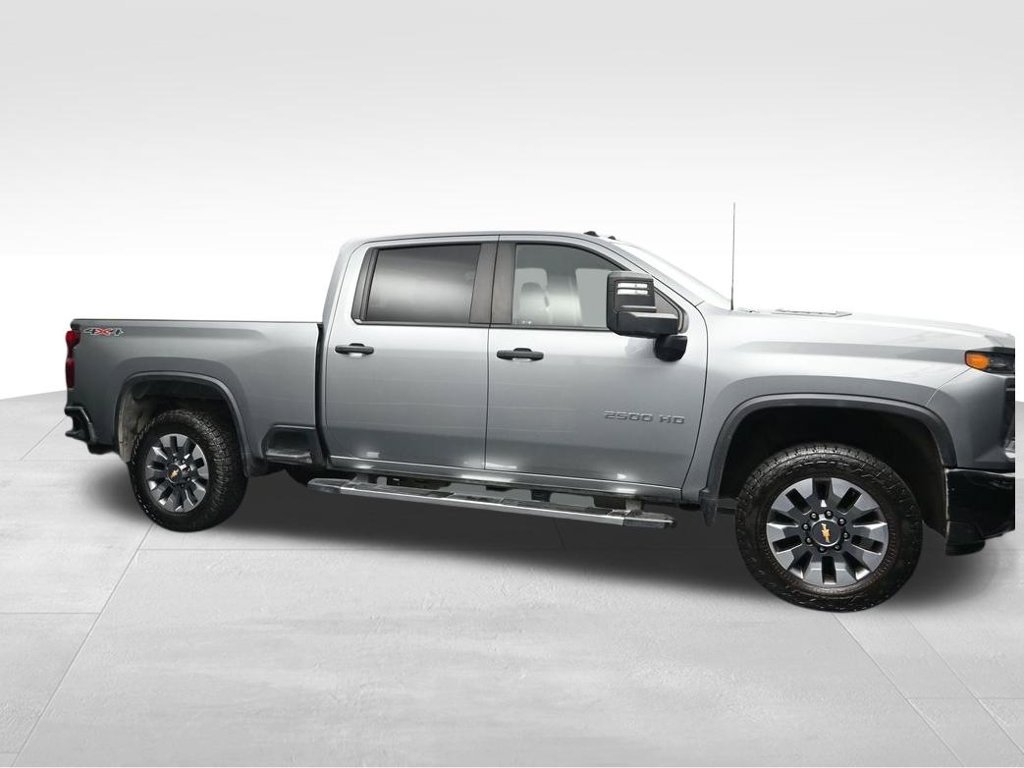 Used 2024 Chevrolet Silverado 2500 Custom w/ Custom Value Package AWD/4WD image 5
