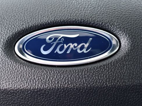 New 2025 Ford Escape ST-Line Select w/ Tech Pack #1 image 34