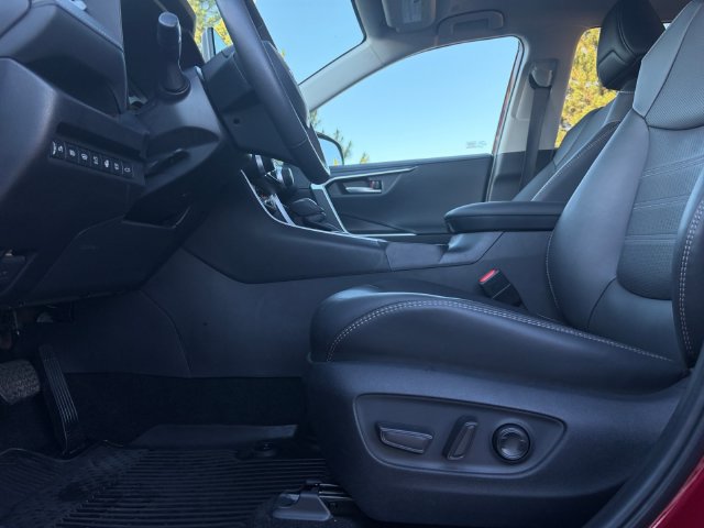 Certified 2025 Toyota RAV4 Limited w/ Advanced Technology Package AWD/4WD image 14
