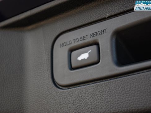 Used 2023 Honda Pilot Touring image 31