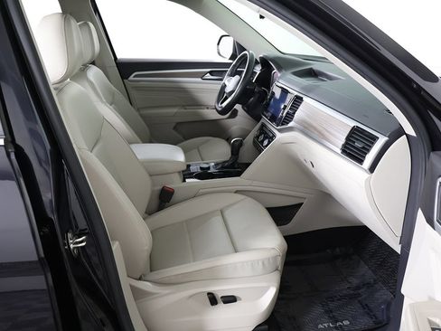 Used 2023 Volkswagen Atlas SEL AWD/4WD image 33