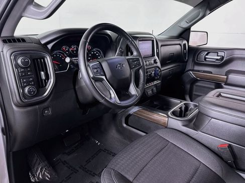 Used 2022 Chevrolet Silverado 1500 RST w/ Safety Package AWD/4WD image 9