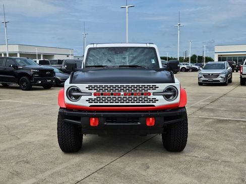 Certified 2025 Ford Bronco Stroppe Edition AWD/4WD image 8