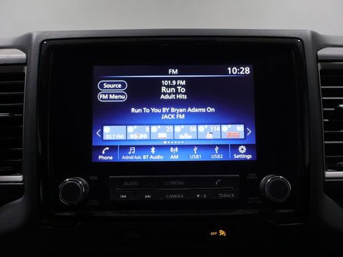 Used 2024 Nissan Frontier SV AWD/4WD image 23