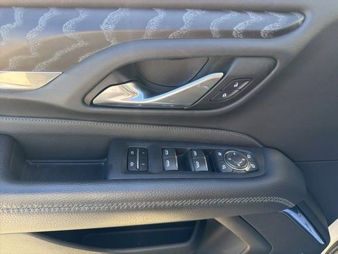 Used 2022 GMC Yukon Denali image 12