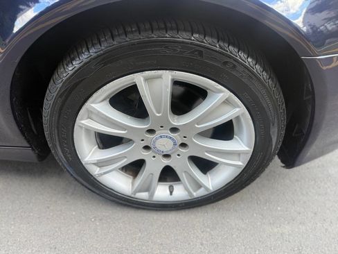 Used 2009 Mercedes-Benz E 350 4MATIC Sedan image 18