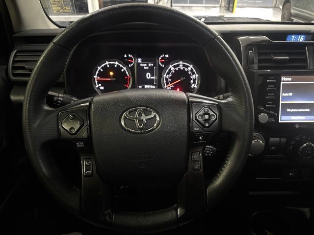 Used 2021 Toyota 4Runner Venture w/ Moonroof Package AWD/4WD image 19