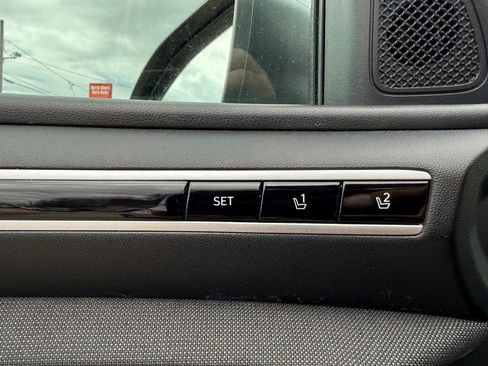 Used 2023 Hyundai Tucson Limited image 33