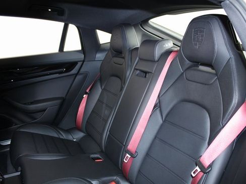 New 2025 Porsche Panamera 4 image 23
