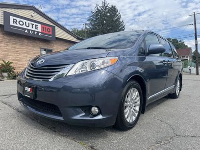 Used 2017 Toyota Sienna XLE w/ XLE Navigation Package