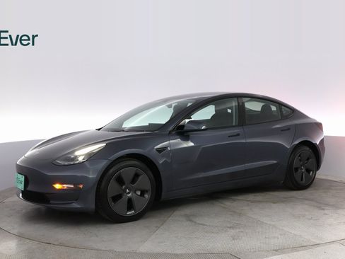 Used 2022 Tesla Model 3 Long Range image 15