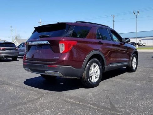 Certified 2023 Ford Explorer XLT w/ Equipment Group 202A AWD/4WD image 4