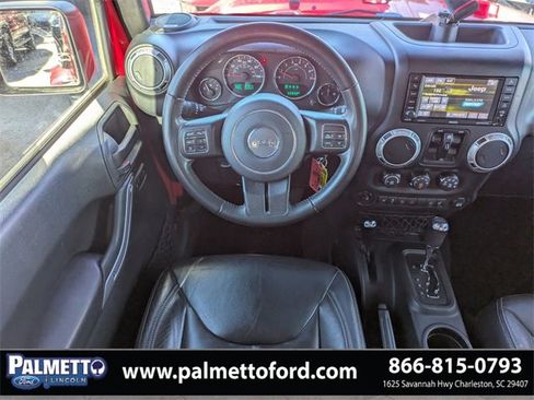 Used 2017 Jeep Wrangler Unlimited Sahara w/ Max Tow Package image 15