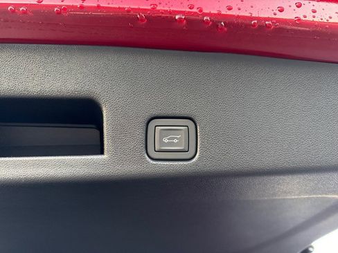 New 2026 Chevrolet Traverse LT w/ Driver Confidence Package image 16