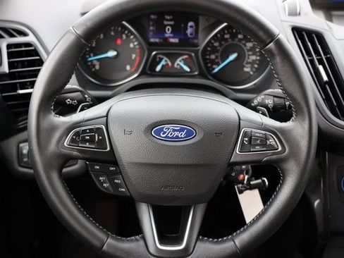 Used 2018 Ford Escape SE w/ SE Sport Appearance Package image 14