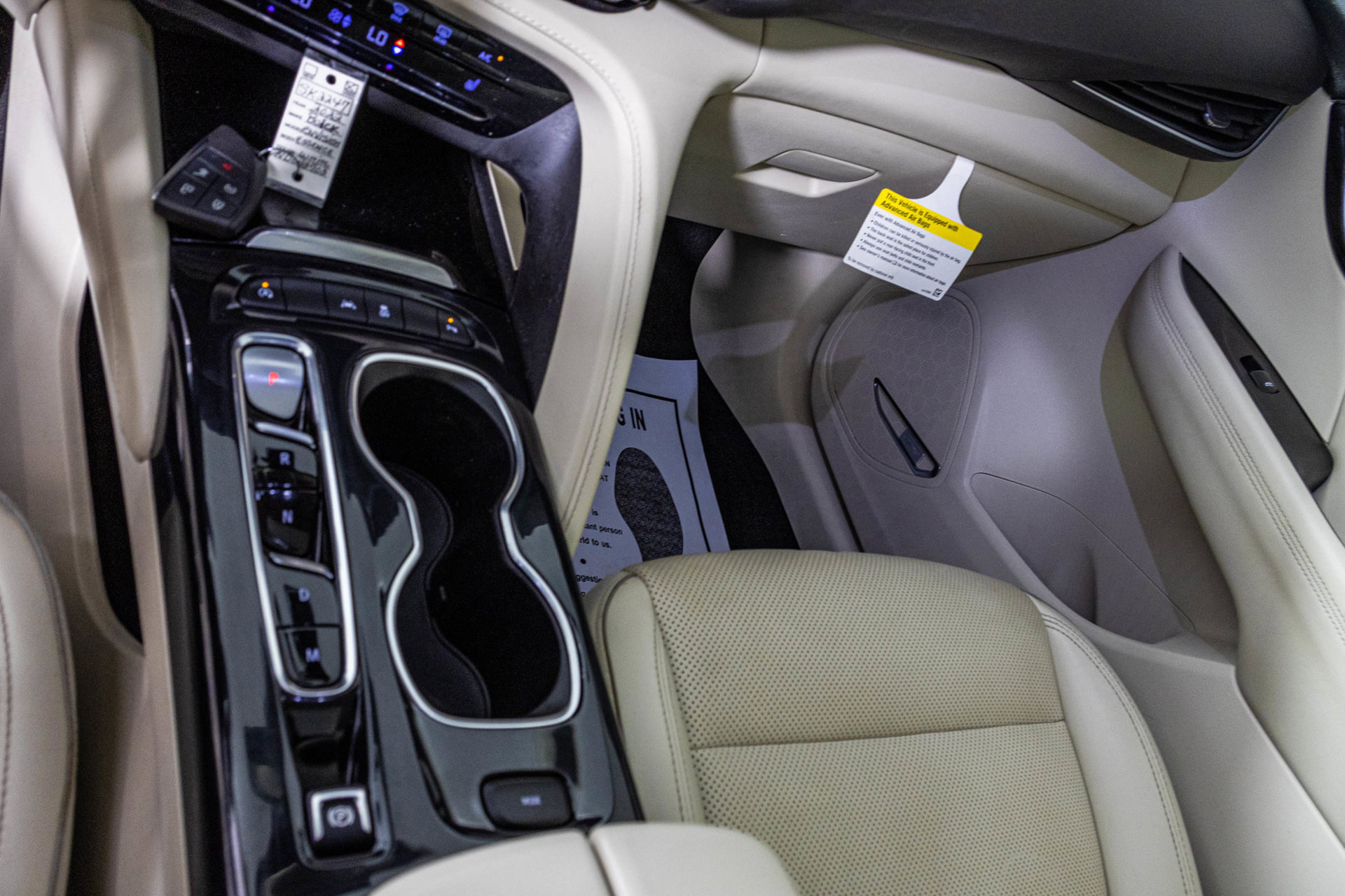 Used 2022 Buick Envision Essence w/ Technology Package I FWD image 30