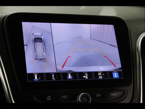 Used 2022 Chevrolet Equinox LT image 14