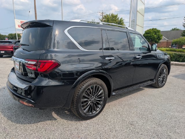 Used 2023 INFINITI QX80 Sensory w/ Cargo Package AWD/4WD image 5