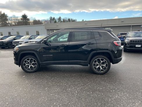 New 2026 Jeep Compass Limited image 4