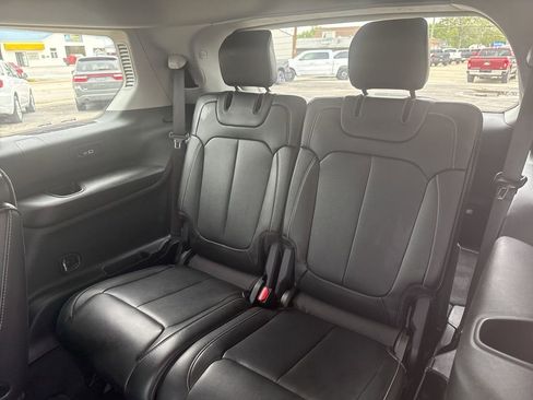 Certified 2023 Jeep Grand Cherokee L Limited image 18