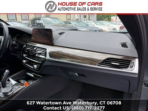 Used 2019 BMW 530i xDrive AWD/4WD image 40