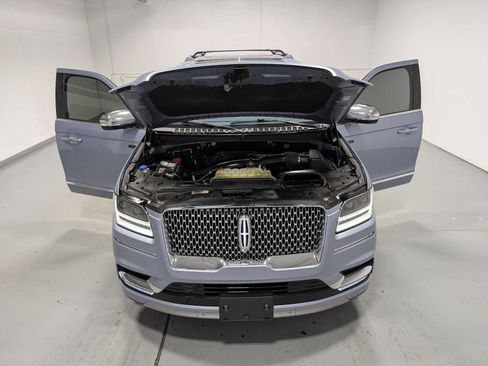 Used 2021 Lincoln Navigator L Black Label w/ Cargo Convenience Package AWD/4WD image 13