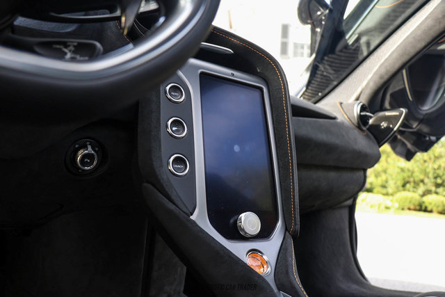 Used 2025 McLaren 750S RWD image 48