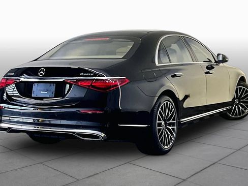 Used 2023 Mercedes-Benz S 500 4MATIC image 13