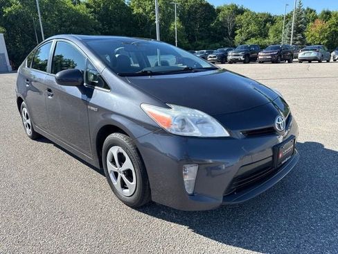 Used 2012 Toyota Prius Four FWD image 2