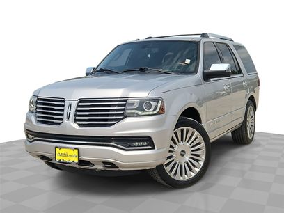 Used 2016 Lincoln Navigator Select