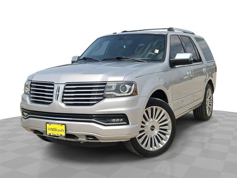 Used 2016 Lincoln Navigator Select AWD/4WD image 1