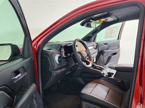 Used 2026 Chevrolet Colorado LT w/ LT Convenience Package image 15