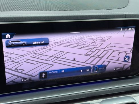 Used 2025 Mercedes-Benz GLS 450 4MATIC w/ AMG Line Exterior image 24