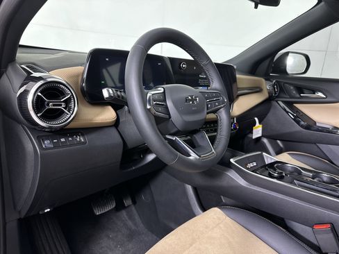 New 2026 Chevrolet Equinox ACTIV image 45