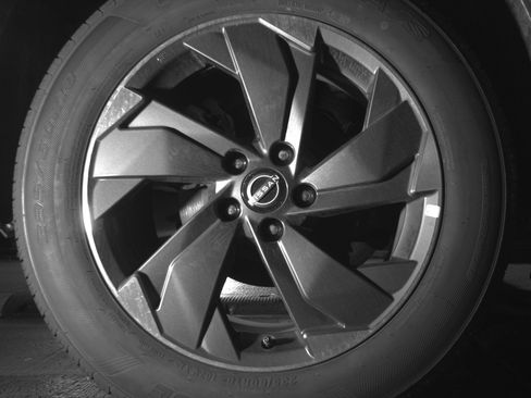 Used 2025 Nissan Rogue SV image 15