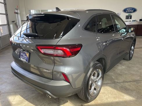 Used 2025 Ford Escape ST-Line AWD/4WD image 5