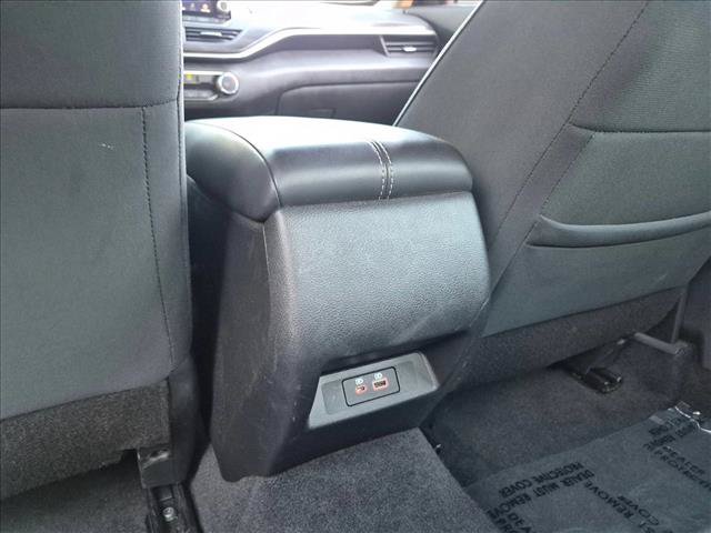 Used 2025 Nissan Altima 2.5 SV FWD image 22