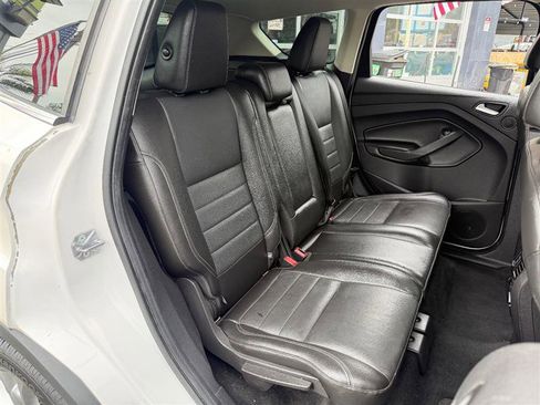 Used 2014 Ford Escape Titanium w/ Equipment Group 401A AWD/4WD image 19