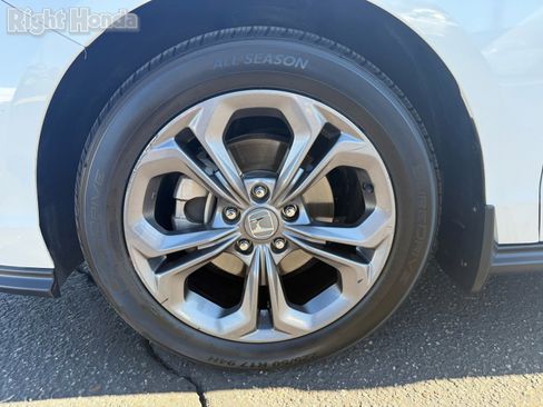 Used 2023 Honda Accord EX image 10