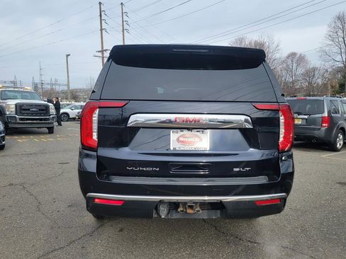 Used 2023 GMC Yukon XL SLT AWD/4WD image 7