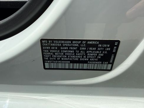 Used 2017 Volkswagen Passat 1.8T R-Line FWD image 26