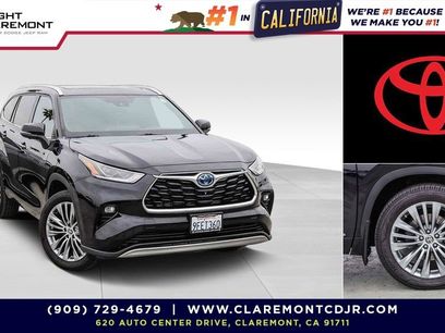 Used 2023 Toyota Highlander Platinum