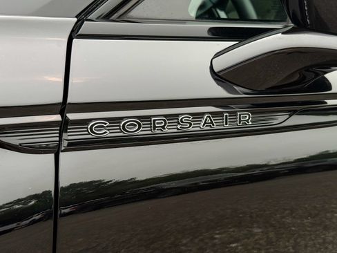 Used 2023 Lincoln Corsair AWD w/ Equipment Group 101A image 12