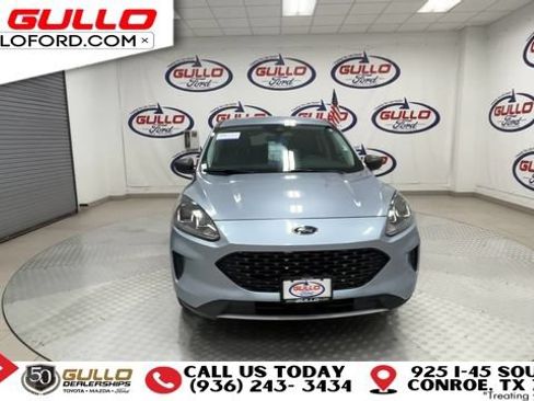 Certified 2022 Ford Escape SE w/ Convenience Package FWD image 3